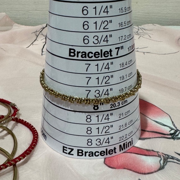 Red Velvet Gold Silver Studded Bangle Bracelets Set 16 - Picture 3 of 8